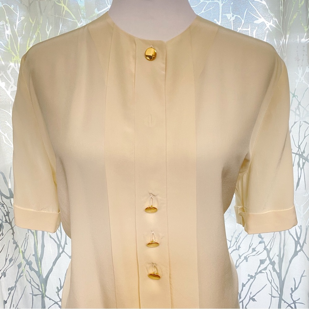 VINTAGE OLEG CASSINI cream beige silk crewneck button up short sleeve blouse top - Picture 4 of 11